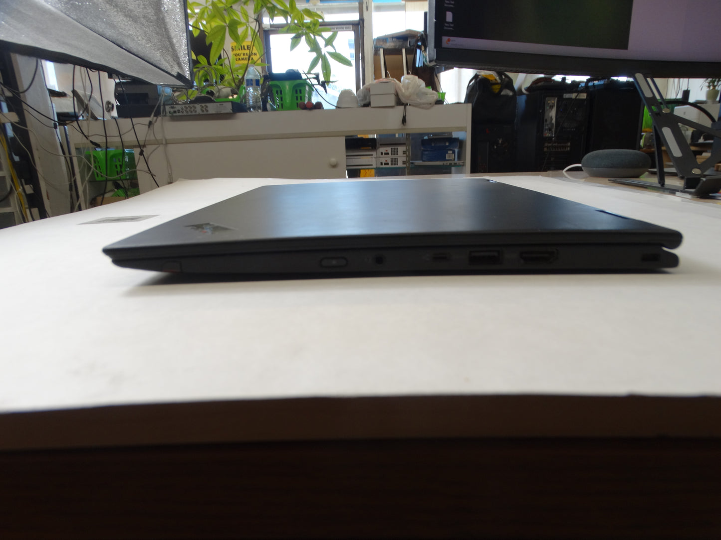 Lenovo ThinkPad X1 Yoga – Intel i7-8650U, 16GB RAM, 500GB SSD, Windows 11 Pro, 14” WQHD Touch