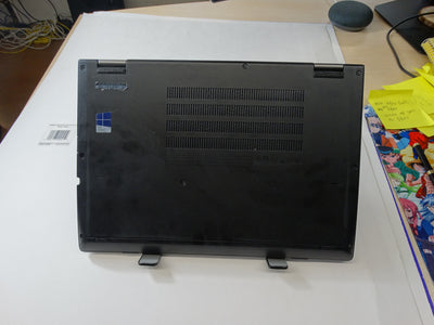 Lenovo Yoga 260 2-in-1 Laptop – Intel i3-6100U, 4GB RAM, 120GB SSD, Windows 10 Education - WeBuyElectronic