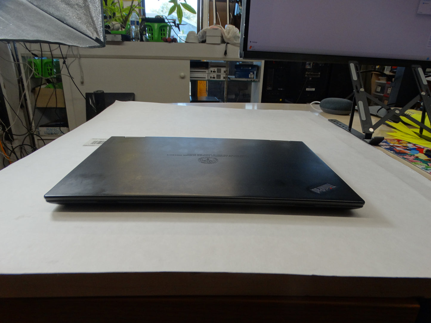 Lenovo Yoga 260 2-in-1 Laptop – Intel i3-6100U, 4GB RAM, 120GB SSD, Windows 10 Education