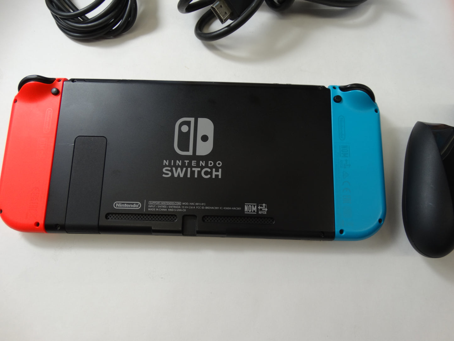 Nintendo Switch HAC-001 Console with Mario Kart 8 Deluxe – Neon Joy-Con Bundle