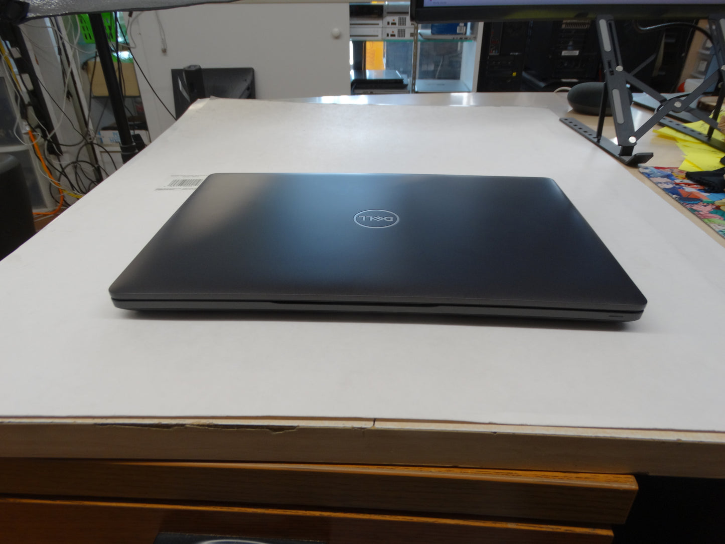Dell Latitude 5400 14" Laptop – Intel i5-8365U, 8GB RAM, 250GB SSD, Windows 10 Pro, FHD 1080p, 95% Battery