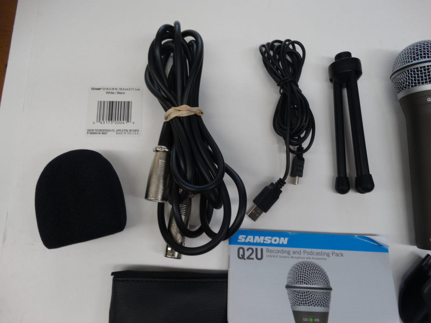 Samson Q2U Recording & Podcasting Pack – USB/XLR Dynamic Microphone with Accessories