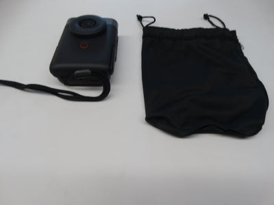 Canon PowerShot V10 Vlogging Camera – 6.6mm f/2.8 Ultra-Wide Lens, 4K Video, Wi-Fi - WeBuyElectronic