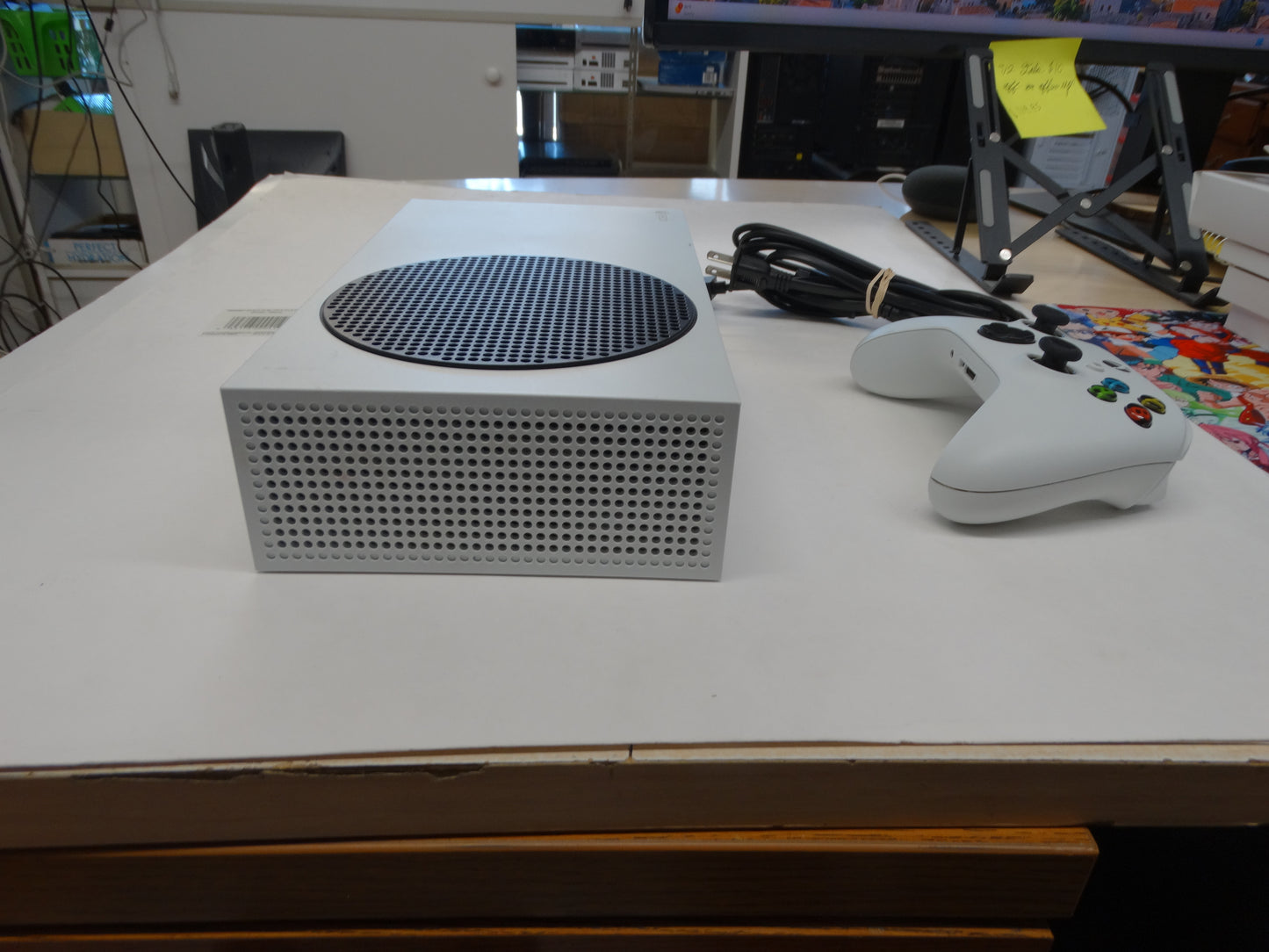 Microsoft Xbox Series S 512GB Digital Console – White | Next-Gen Gaming