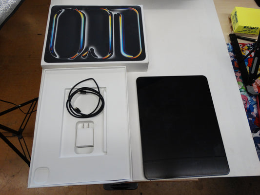 Apple iPad Pro 13” 256GB M4 Wi-Fi + Cellular Tablet – Brand New, A2926