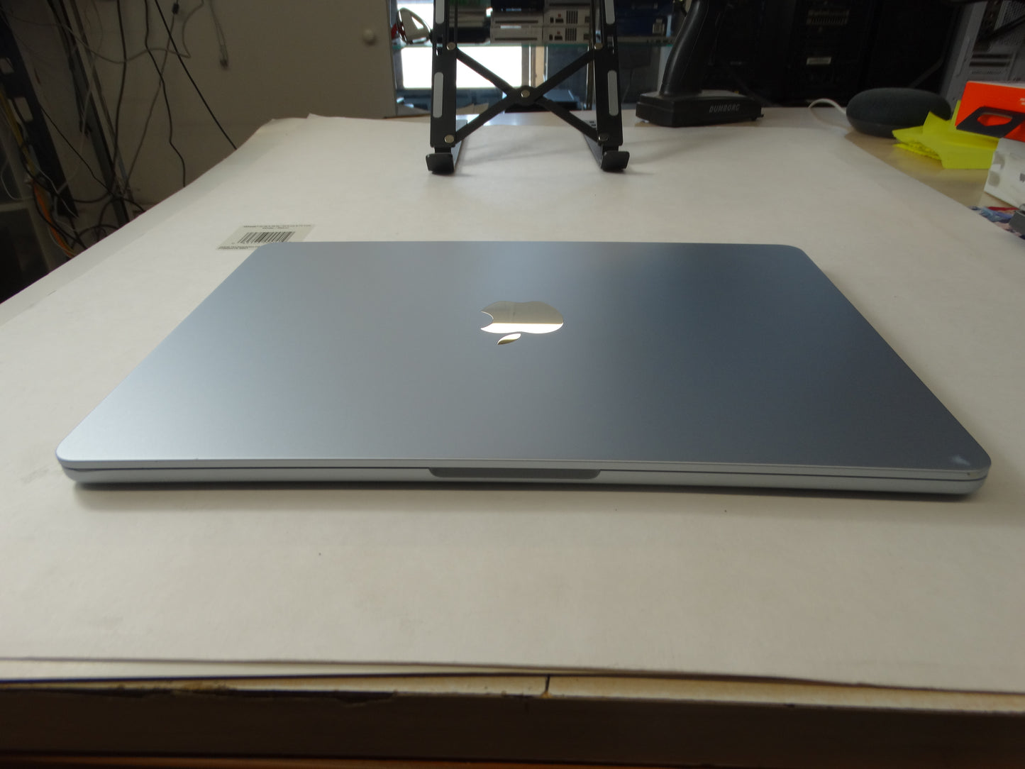 Apple MacBook Air A3240 – M4 Chip (10-Core CPU, 8-Core GPU), 16GB RAM, 256GB SSD, 13.6” Retina – macOS Sequoia