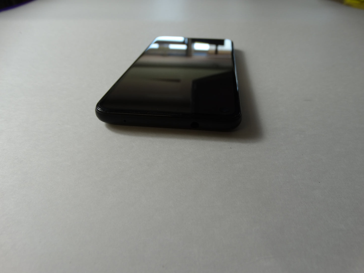 Google Pixel 4a – Compact Smartphone with Brilliant Camera and Pure Android Experience