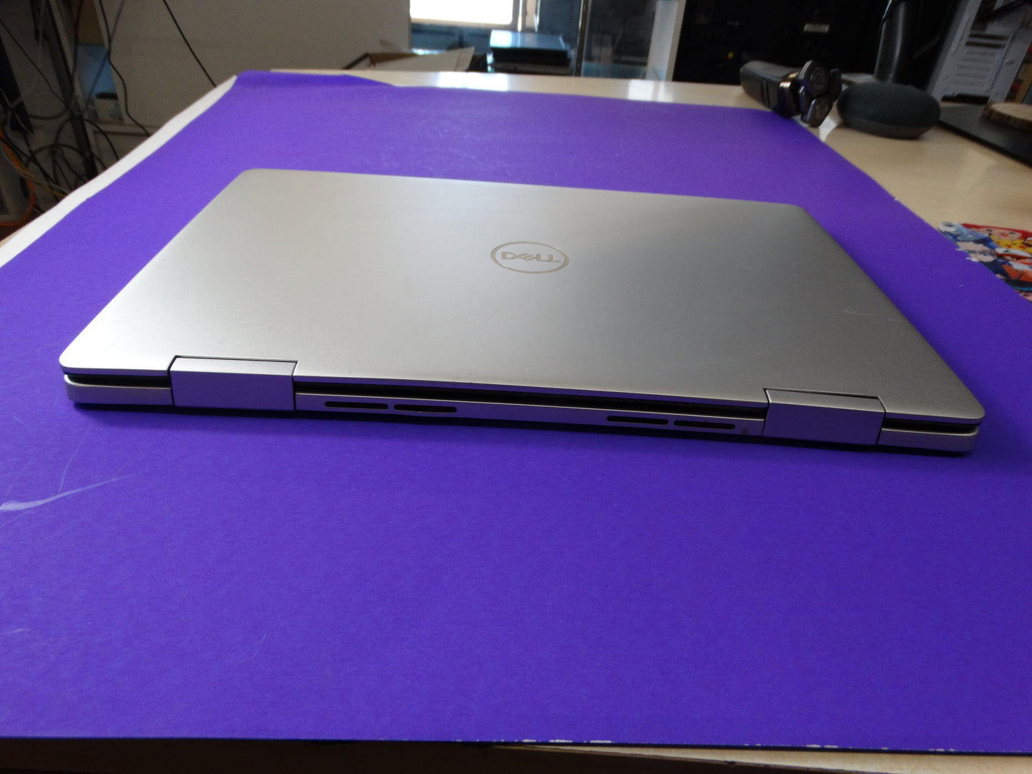 Dell Inspiron 7586 2-in-1 Convertible Laptop – Intel Core i5-8265U, 16GB RAM, 256GB SSD, 14” FHD Touchscreen