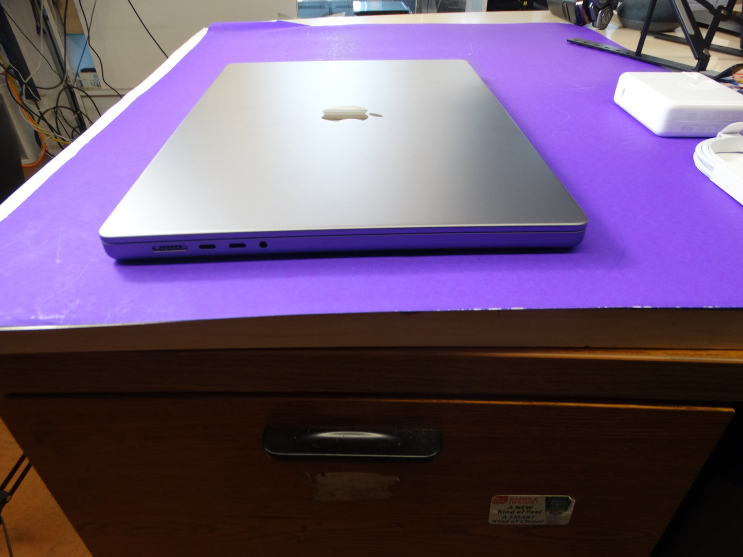 Apple MacBook Pro 14” M2 (2023) – 16GB Memory, 512GB SSD, 10-Core CPU, 16-Core GPU