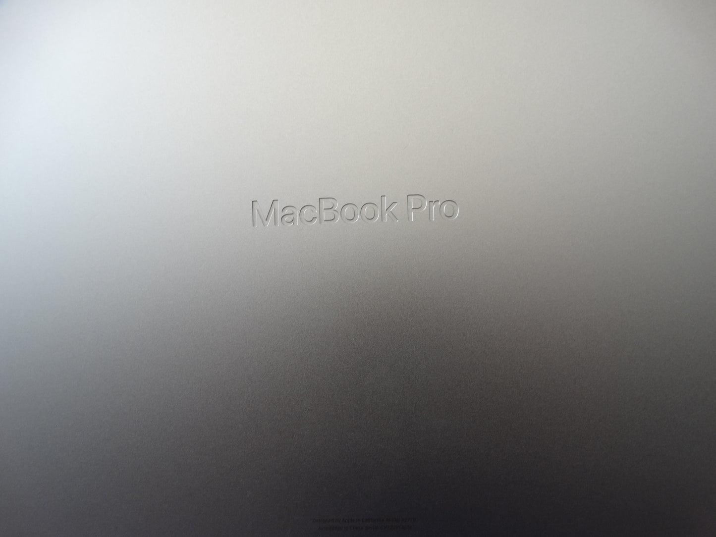 Apple MacBook Pro M2 (A2779) – 16GB RAM, 512GB SSD, 10-Core CPU, 16-Core GPU, macOS 15.6.1