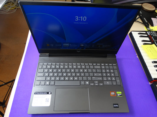 HP Victus 15-fb3001nr Gaming Laptop – AMD Ryzen AI 7, RTX 5060, 16GB DDR5, 1TB SSD