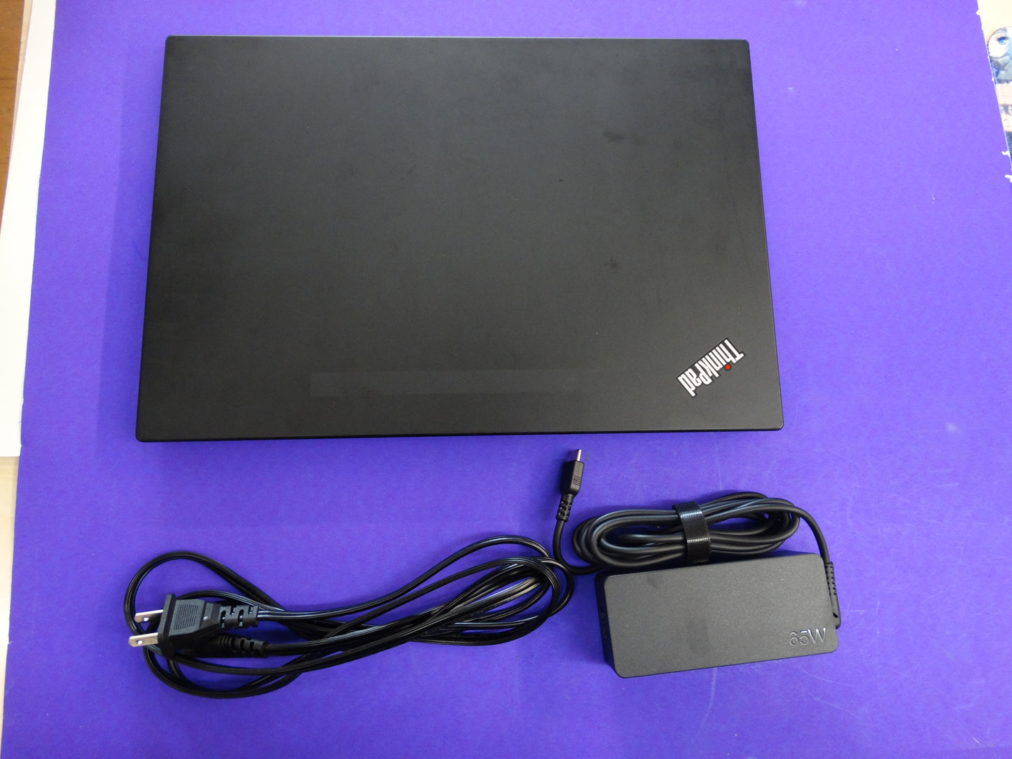 Lenovo ThinkPad T490 Laptop – Intel Core i5-8265U, 16GB RAM, 256GB SSD, 15.6” FHD