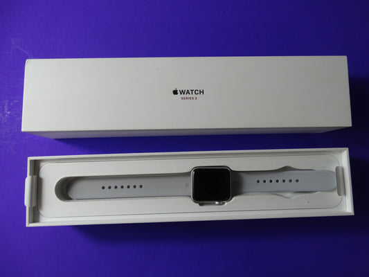 Apple Watch Series 3 (42mm, GPS + Cellular) – Silver Aluminum with Fog Sport Band