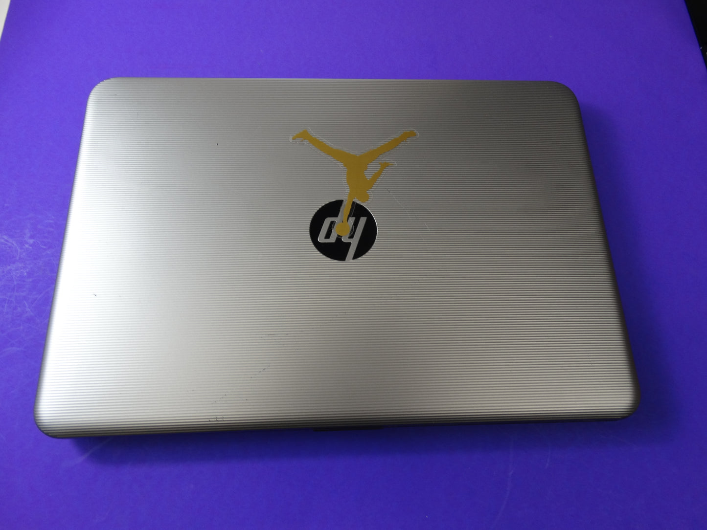 HP Laptop – AMD E2-7110 APU, 1.80GHz, 4GB RAM, 320GB Storage, Windows 10 Home