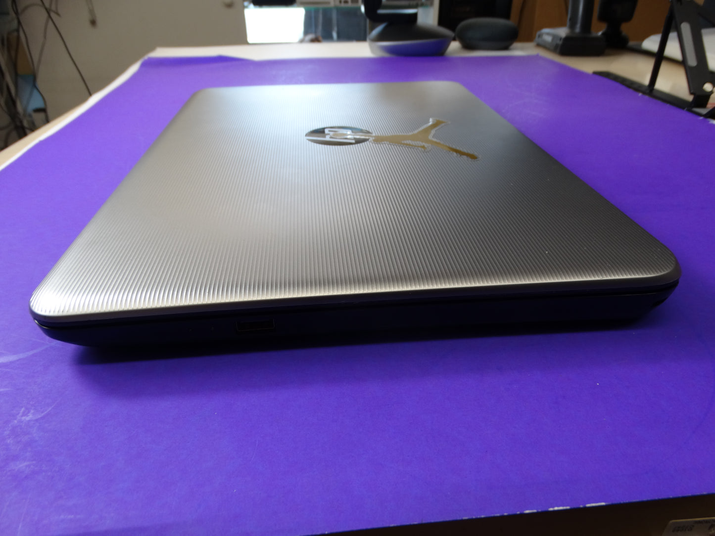HP Laptop – AMD E2-7110 APU, 1.80GHz, 4GB RAM, 320GB Storage, Windows 10 Home