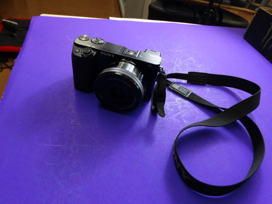 Sony Alpha a6400 Mirrorless Camera with 16-50mm OSS Lens – 24.2MP 4K Video