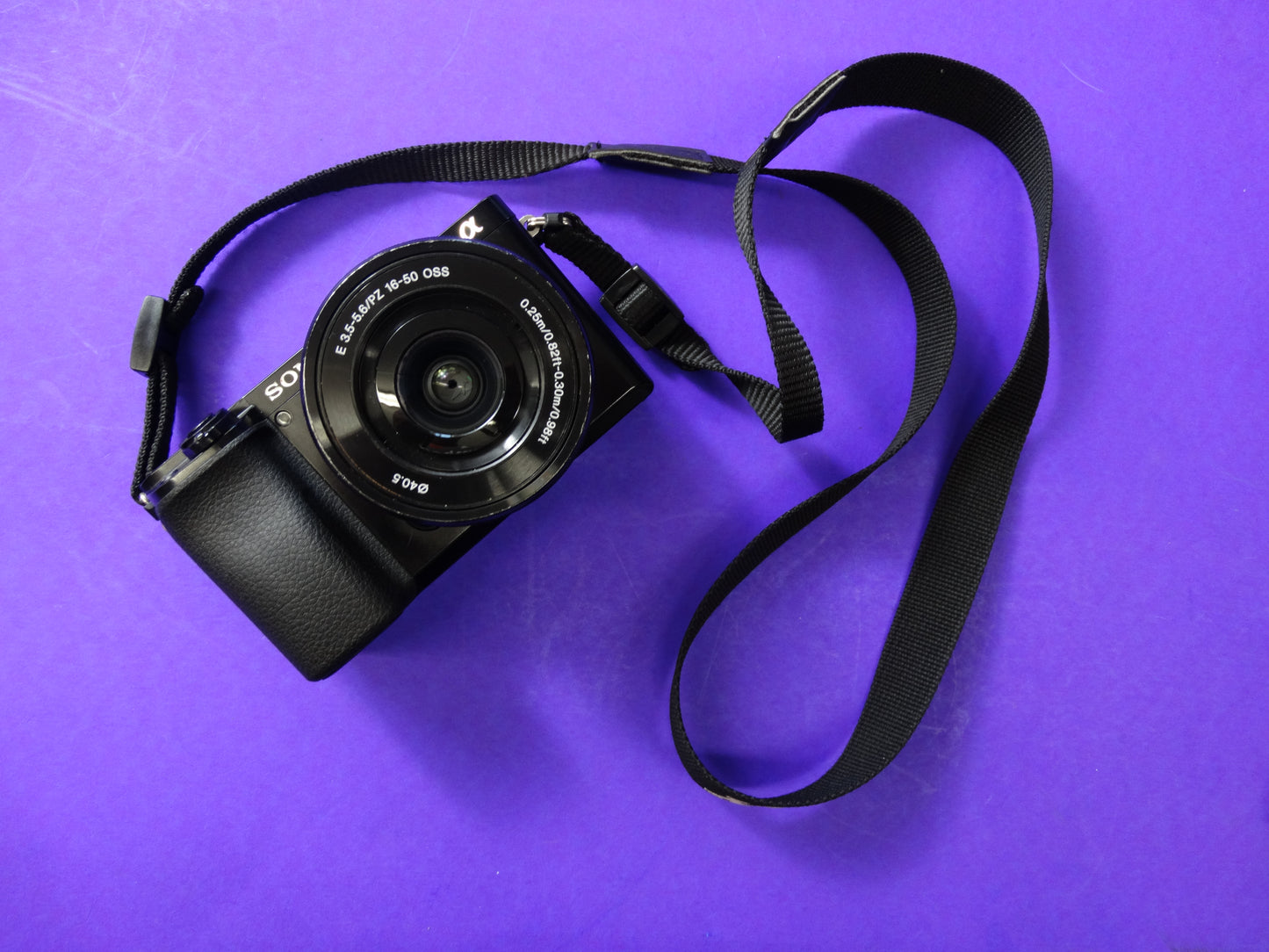 Sony Alpha a6400 Mirrorless Camera with 16-50mm OSS Lens – 24.2MP 4K Video