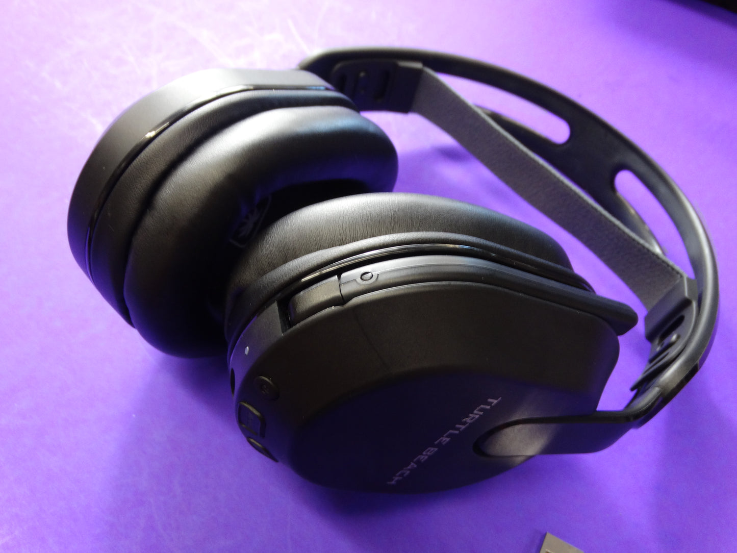 Turtle Beach Stealth 600 Gen 3 Wireless Gaming Headset – Black (Xbox/PlayStation/PC)