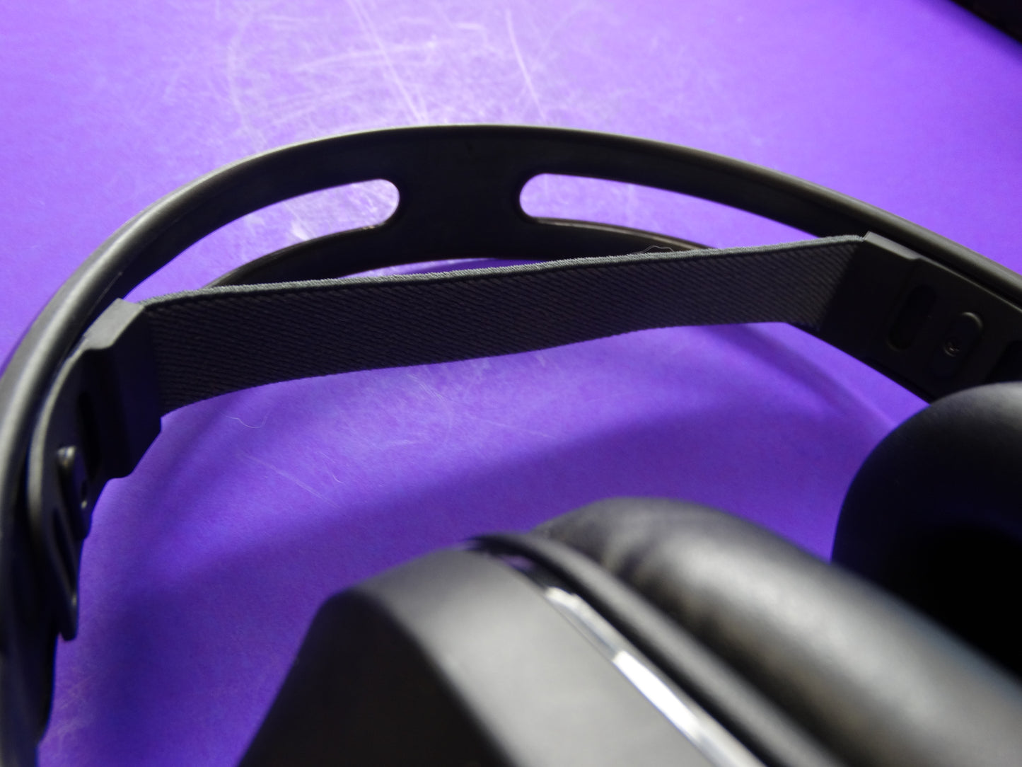 Turtle Beach Stealth 600 Gen 3 Wireless Gaming Headset – Black (Xbox/PlayStation/PC)