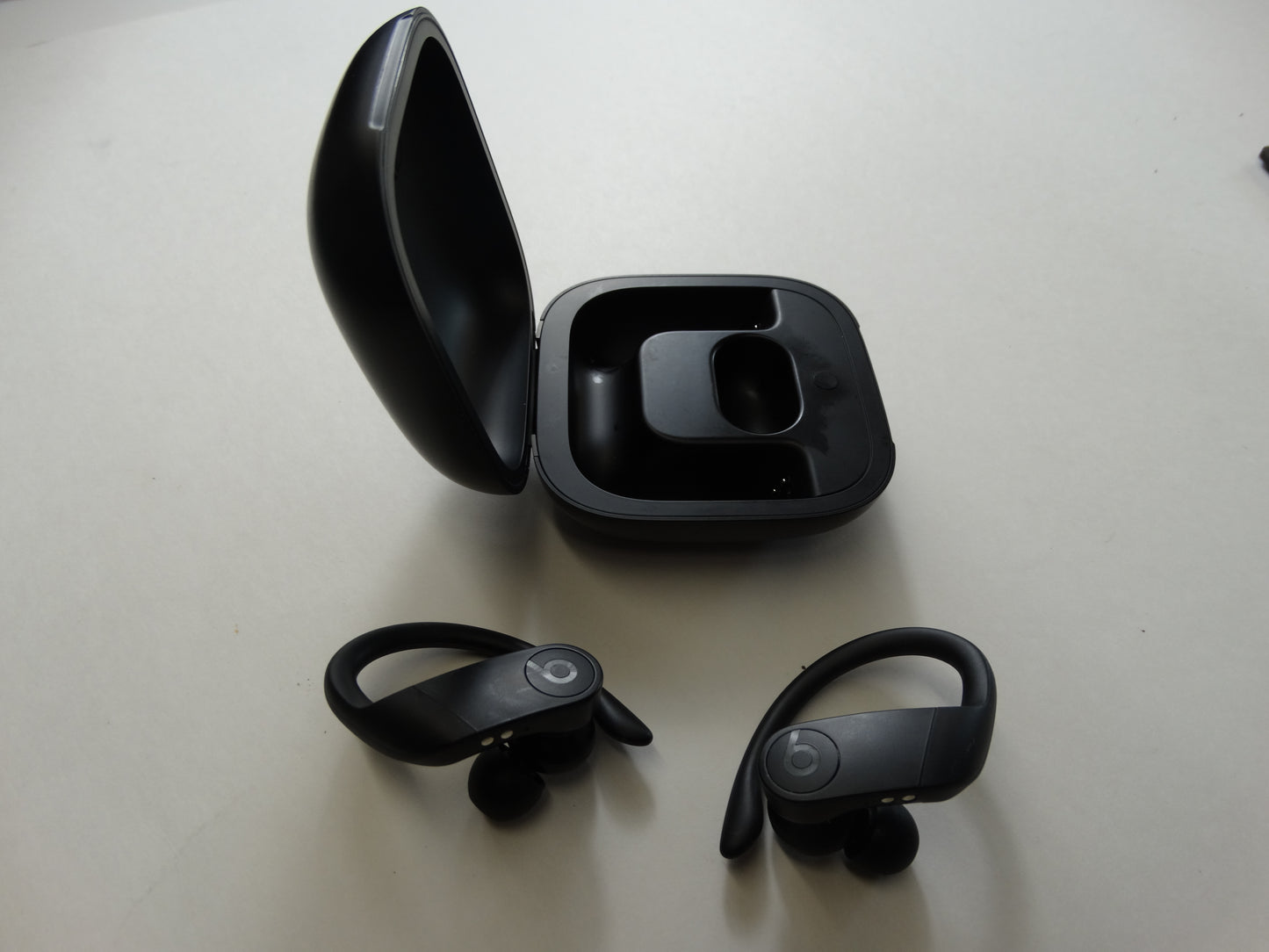Beats Powerbeats Pro Black – True Wireless Bluetooth Earphones with Mic