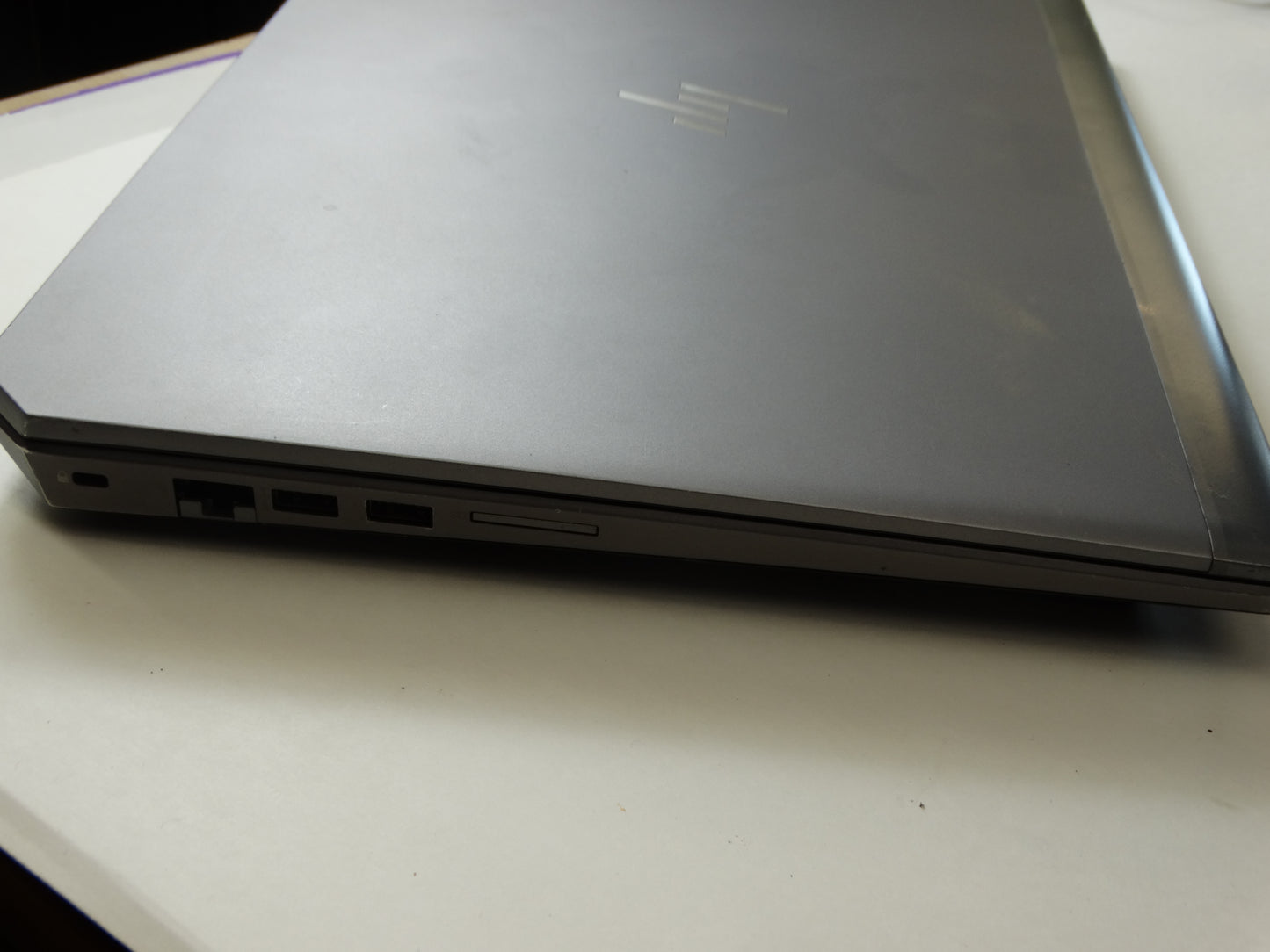 HP Nitro N515-55 Laptop – Intel Core i7-8860H, 32GB RAM, Dual Storage, 4K UHD Display