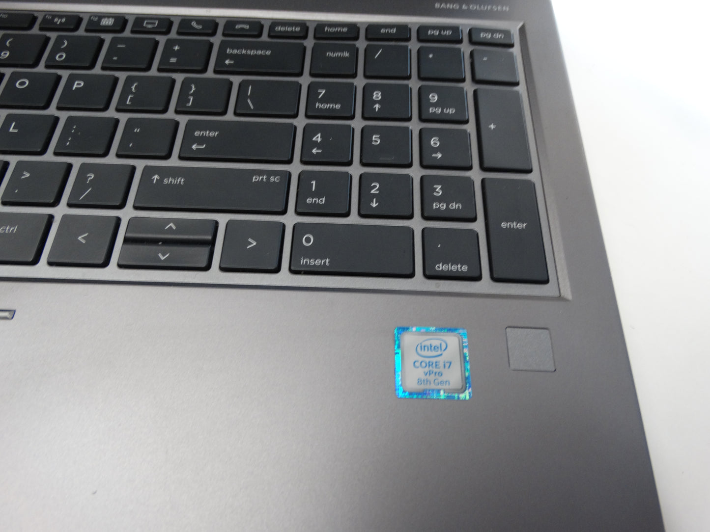 HP Nitro N515-55 Laptop – Intel Core i7-8860H, 32GB RAM, Dual Storage, 4K UHD Display