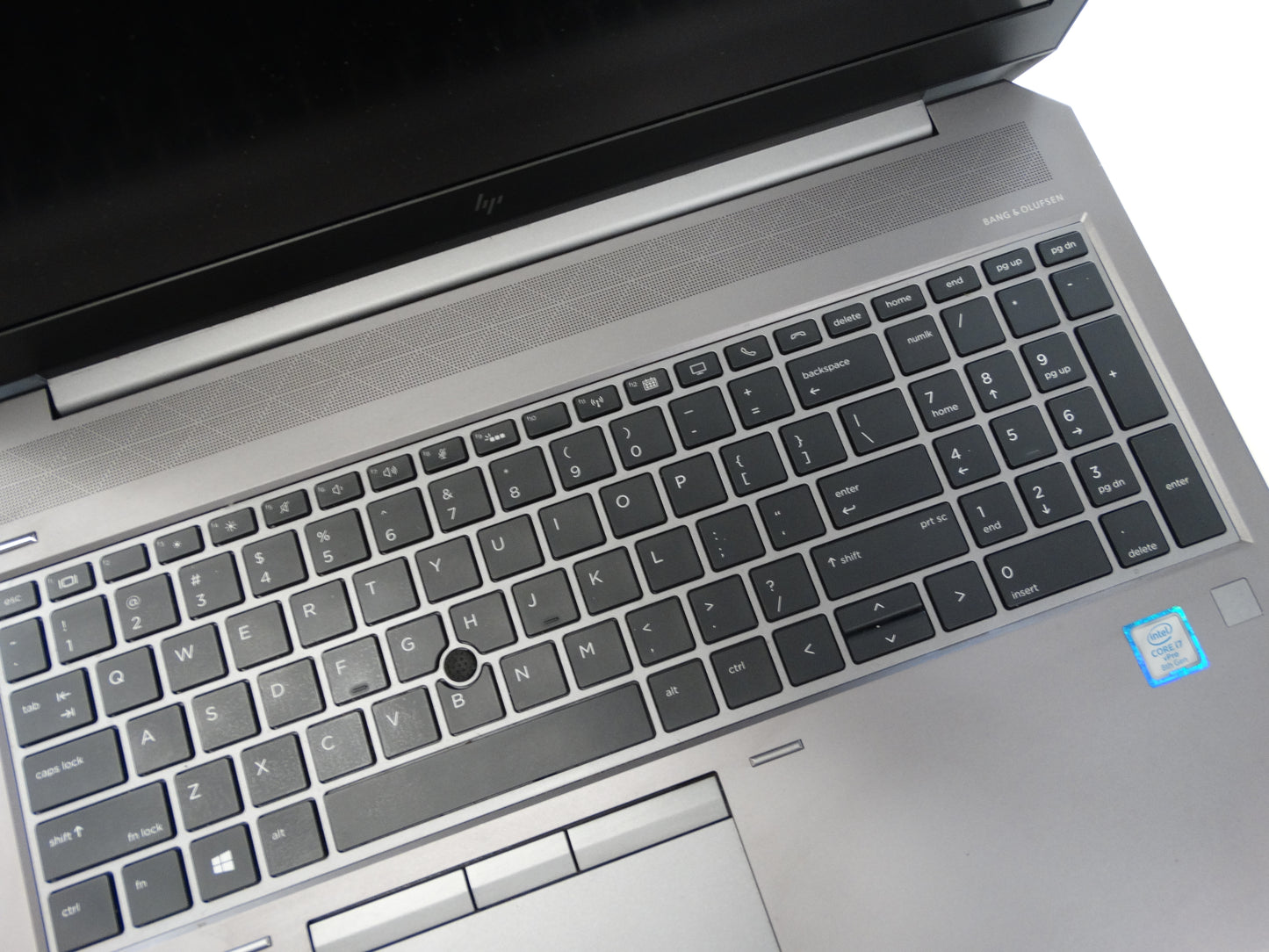 HP Nitro N515-55 Laptop – Intel Core i7-8860H, 32GB RAM, Dual Storage, 4K UHD Display