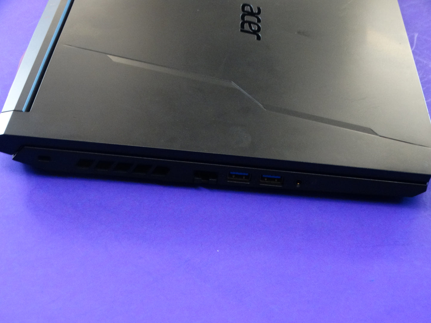 Acer W20C1 ANSIS-45-R92M – Ryzen 7 5800H, 16GB RAM, 512GB SSD, RTX 3060, Win 11