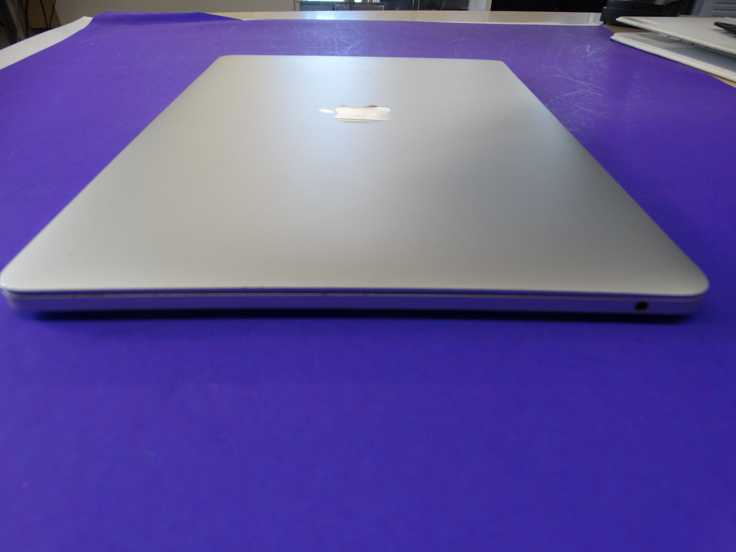 Apple MacBook Pro 13" (A1708) – 2.3GHz, 8GB Memory, 1TB SSD, Battery 1163 Cycles