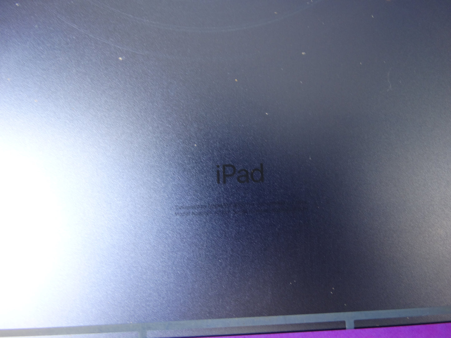 iPad 10th Generation MQ6K3LL/A 64GB Wi-Fi + Cellular (Unlocked) with Pen & Keyboard