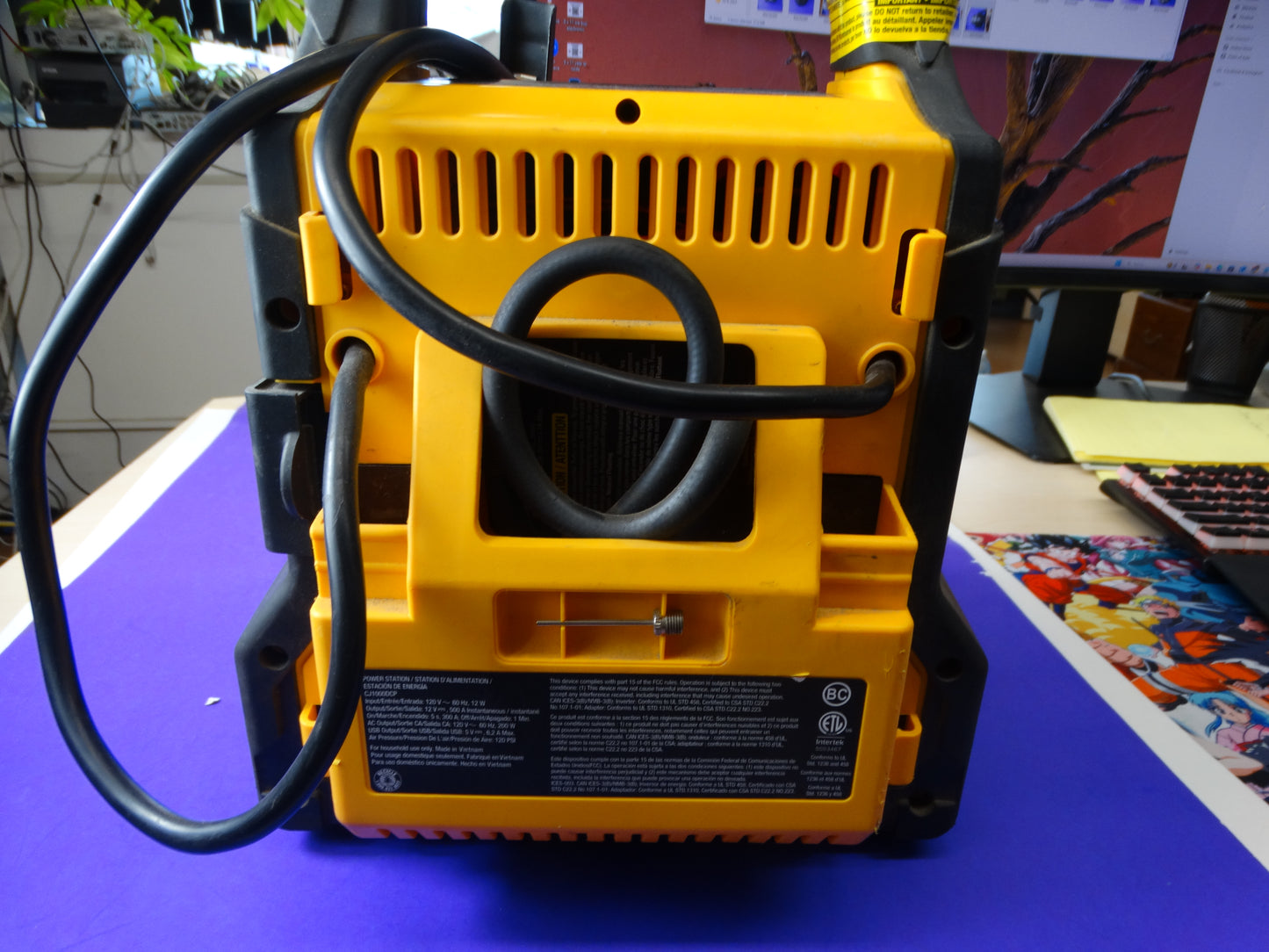 CAT CJ1000DCP Digital Jump Starter with Air Compressor and Power Bank