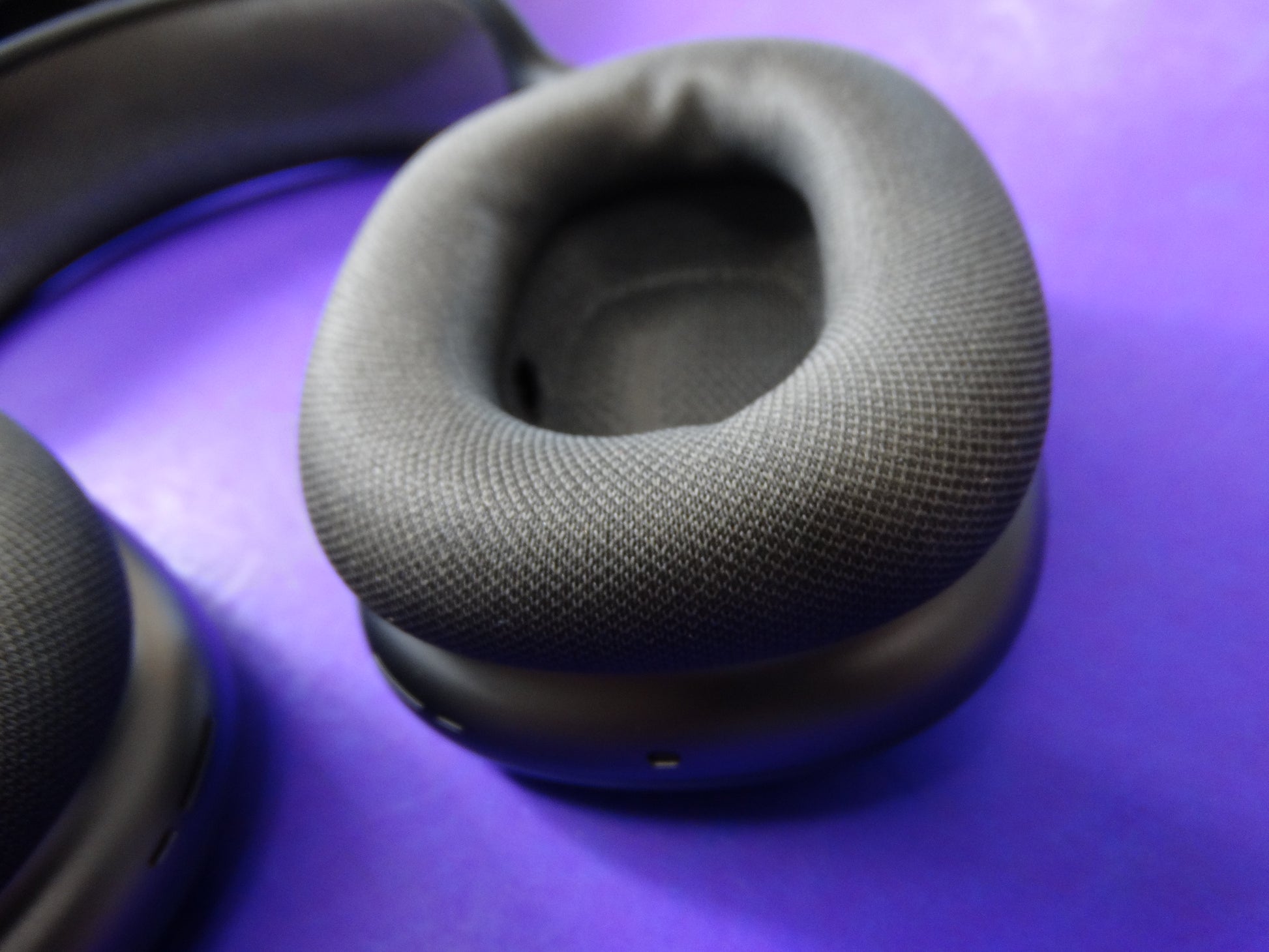 Apple AirPods Max – Space Gray – Active Noise Cancelling Wireless Over-Ear Headphones - WeBuyElectronic