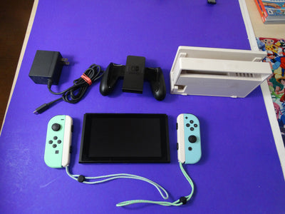 Nintendo Switch Console – Animal Crossing: New Horizons Edition