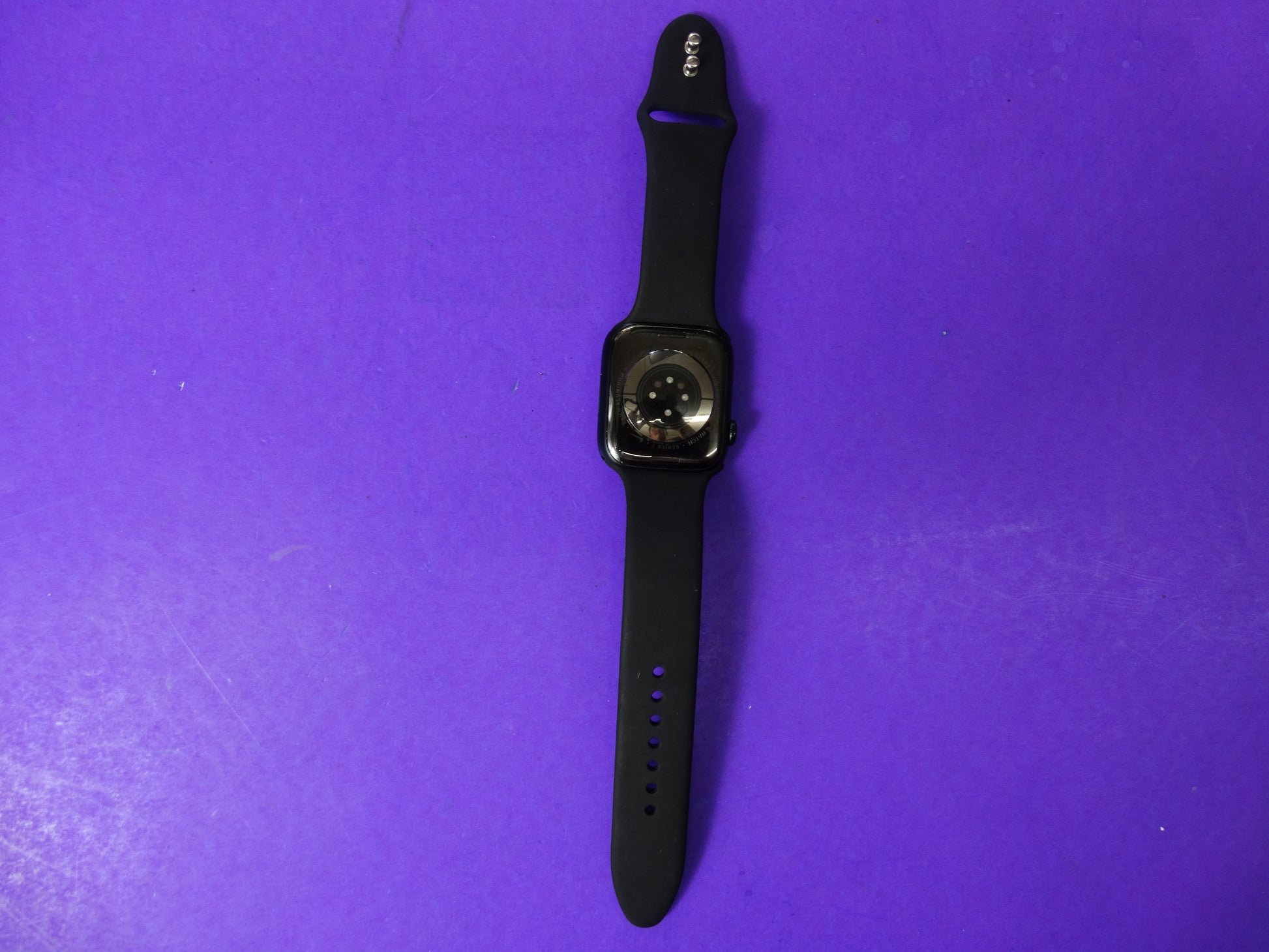 Apple Watch S7 45mm GPS Wi-Fi (A2474) – Space Gray Aluminum Case – 87% Battery - WeBuyElectronic