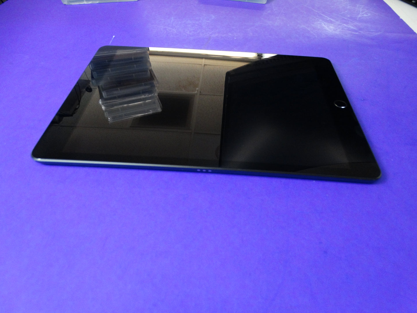 Apple iPad 9th Generation (10.2” Retina, 256GB, Wi-Fi, MK2N3LL/A) - WeBuyElectronic