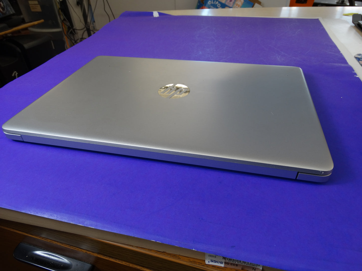 HP Laptop i5-1035G1 – 8GB RAM / 256GB SSD / Windows 11 Home - WeBuyElectronic