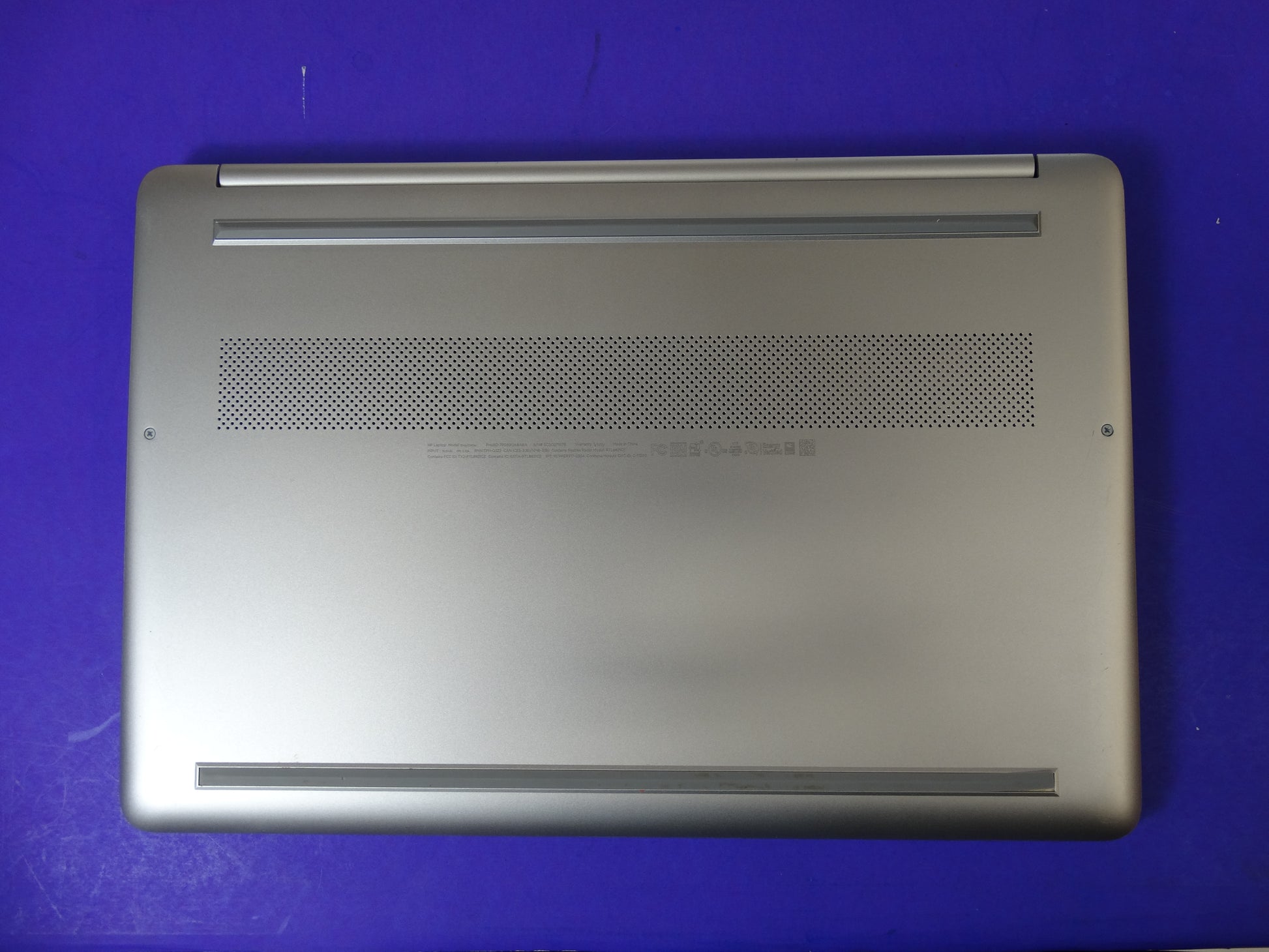 HP Laptop i5-1035G1 – 8GB RAM / 256GB SSD / Windows 11 Home - WeBuyElectronic