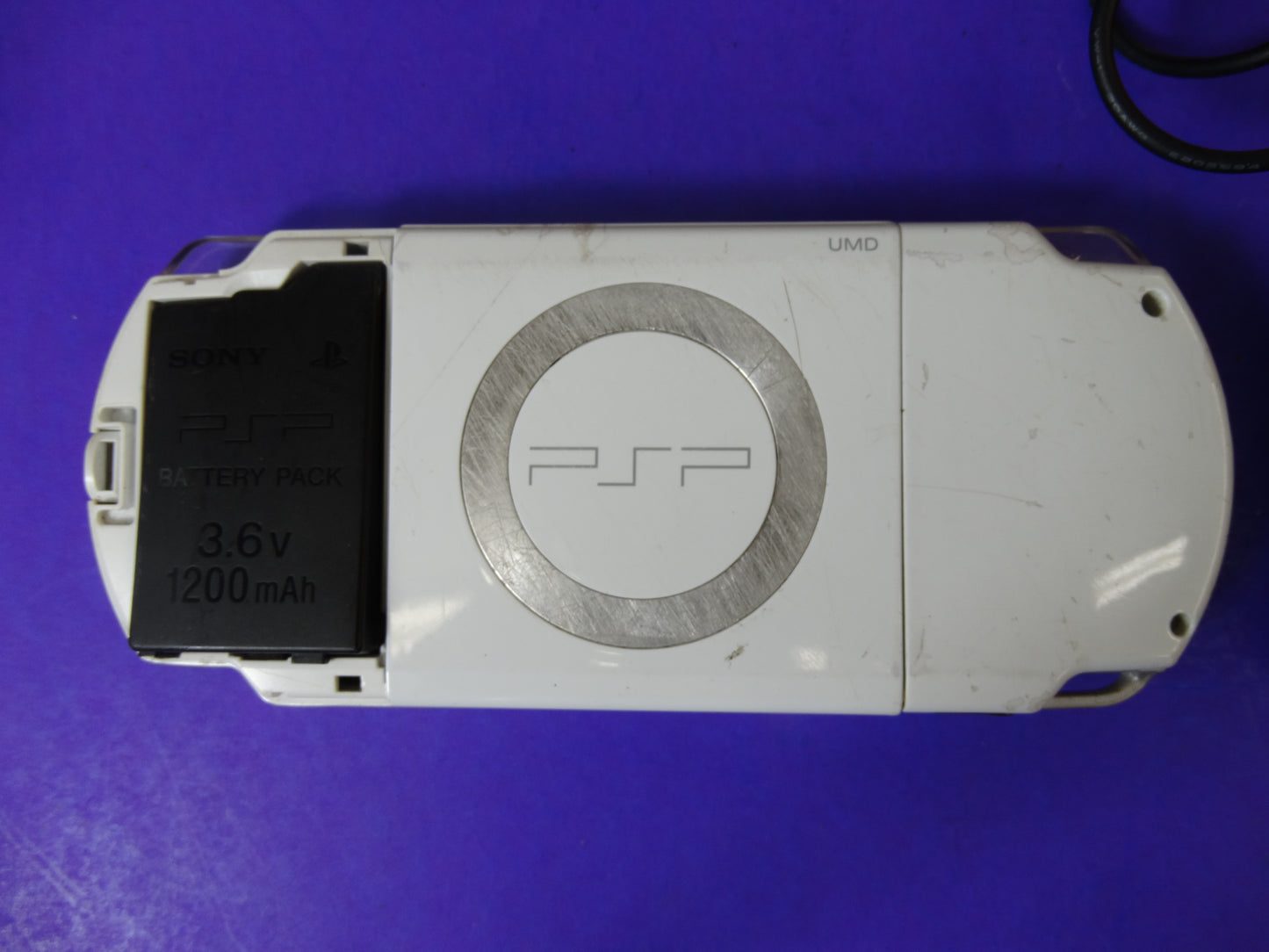 Sony PSP-2000 White – PlayStation Portable Slim & Lite – Tested & Working - WeBuyElectronic