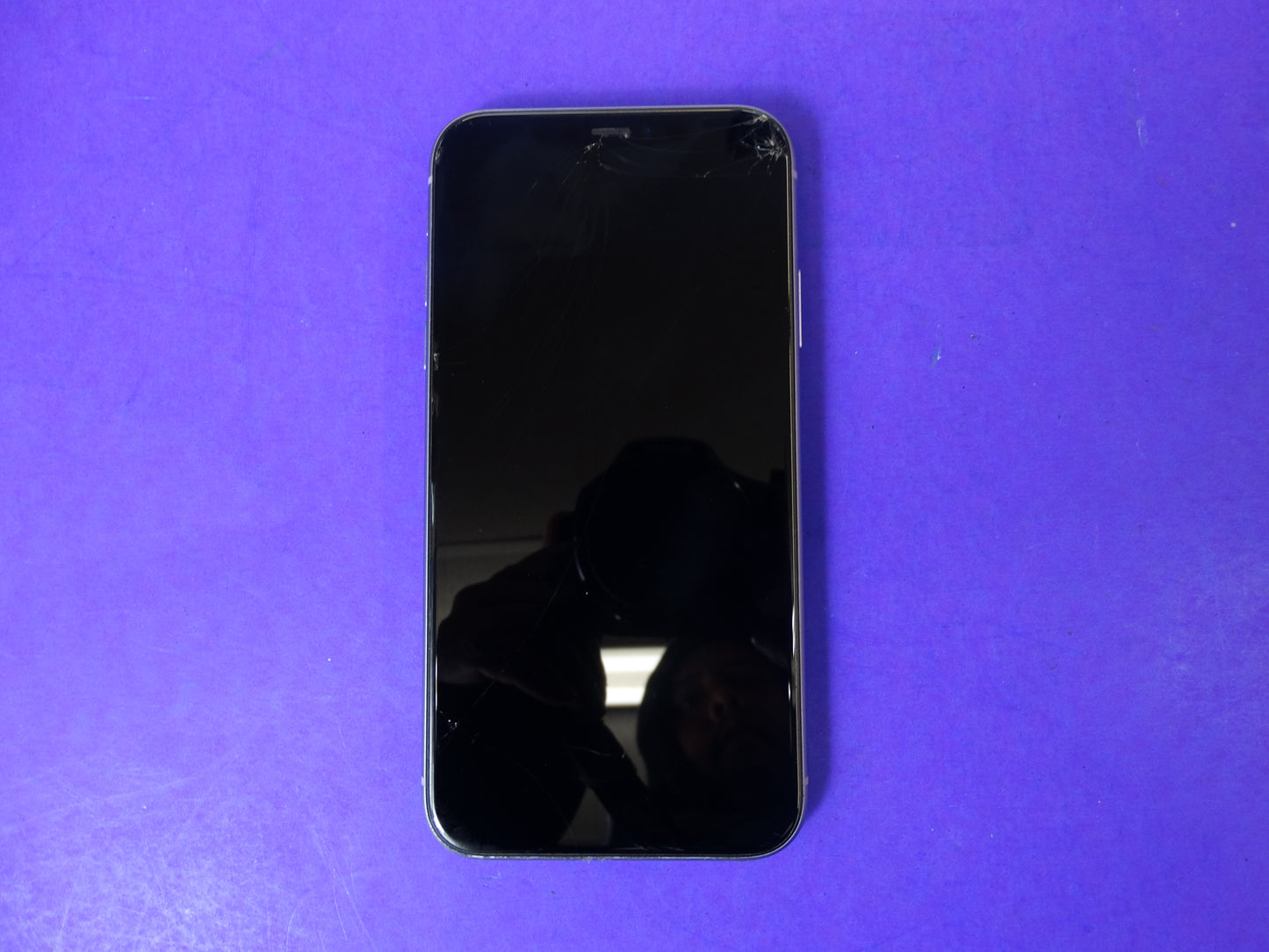 Apple iPhone 11 – 64GB – Unlocked – 68% Battery Health – Screen Damage (Front) - WeBuyElectronic