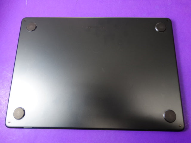 Apple MacBook Air A3113 13.6” M2 8GB 256GB – 43 Cycles – 100% Battery Health - WeBuyElectronic