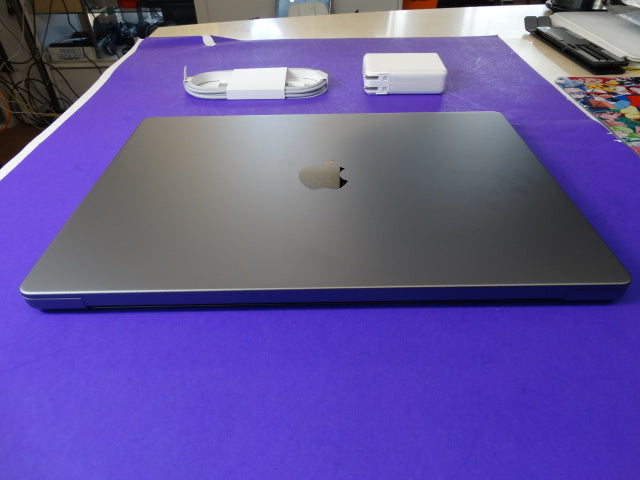 Apple MacBook Pro A2485 (M1 Pro, 16GB RAM, 512GB SSD, macOS 26.0.1) - WeBuyElectronic