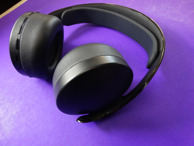 Sony PULSE 3D Wireless Headset for PlayStation + USB Dongle - WeBuyElectronic