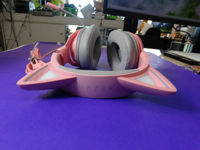 Razer Kraken Kitty-Style RGB Headset – Quartz Pink USB Gaming Headset
