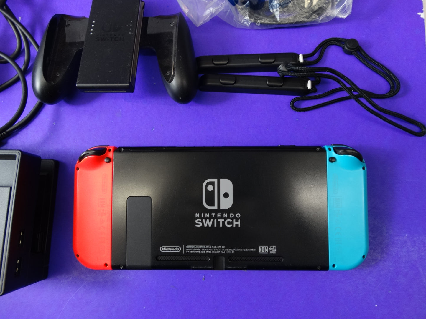Nintendo Switch Console Neon Red/Blue  Complete Set  Fully Tested