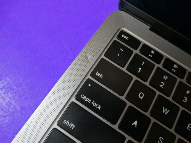 Apple MacBook Air 2018 – 13-inch A1932, i5 1.6GHz, 8GB RAM, 128GB SSD