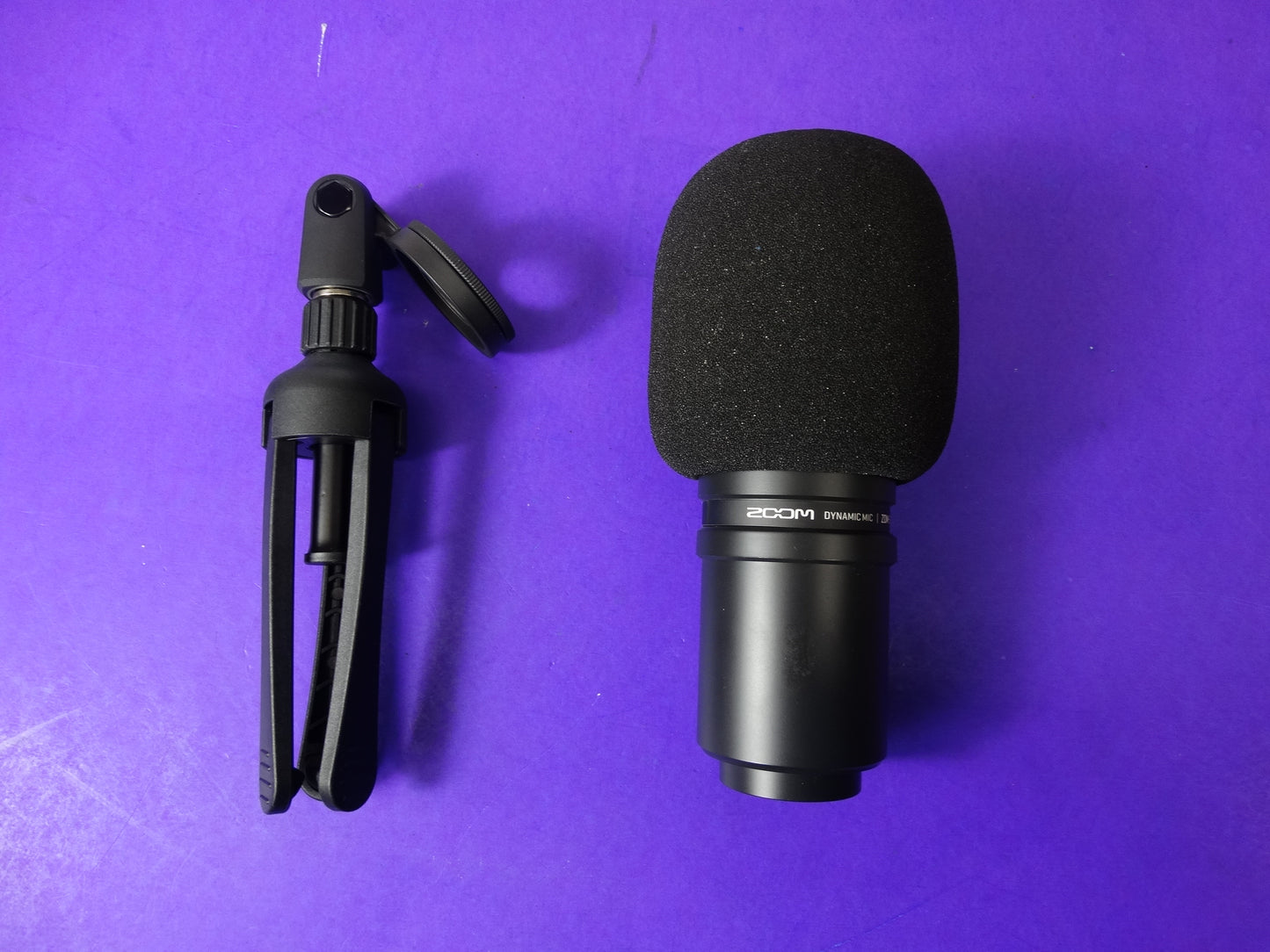 Zoom ZDM-1 Podcasting Kit – Dynamic Mic, Headphones, Windscreen & Mount