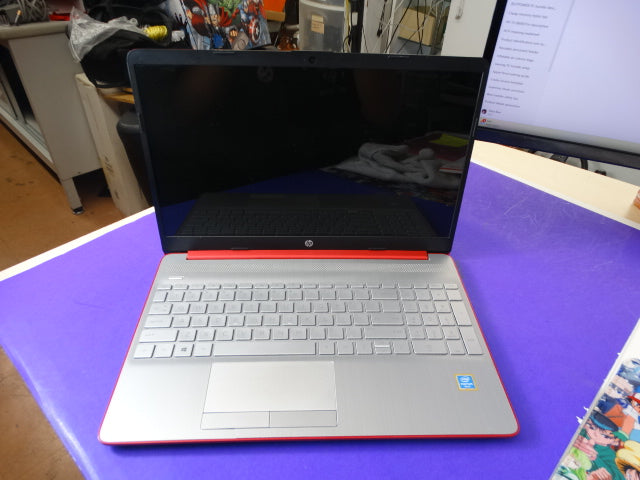 HP Laptop 14” – Pentium 2.4GHz, 4GB RAM, 128GB SSD, Win 11 Home, Model i5-DW1083WM