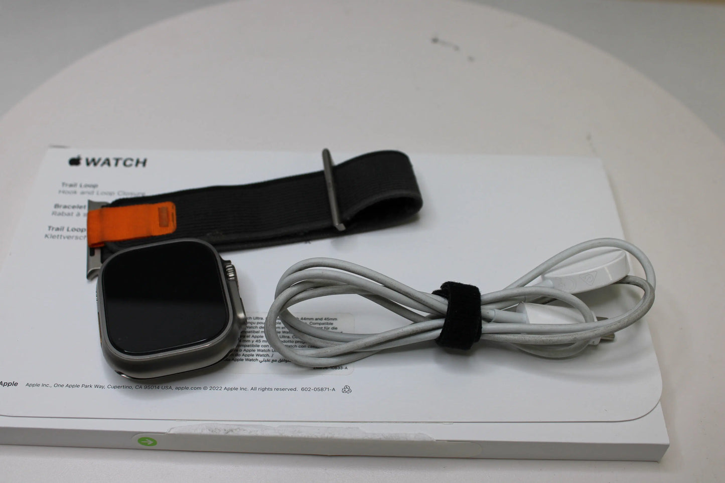 Apple Watch Ultra 49mm Titanium GPS + Cellular with Black/Gray Trail Loop (S/M)