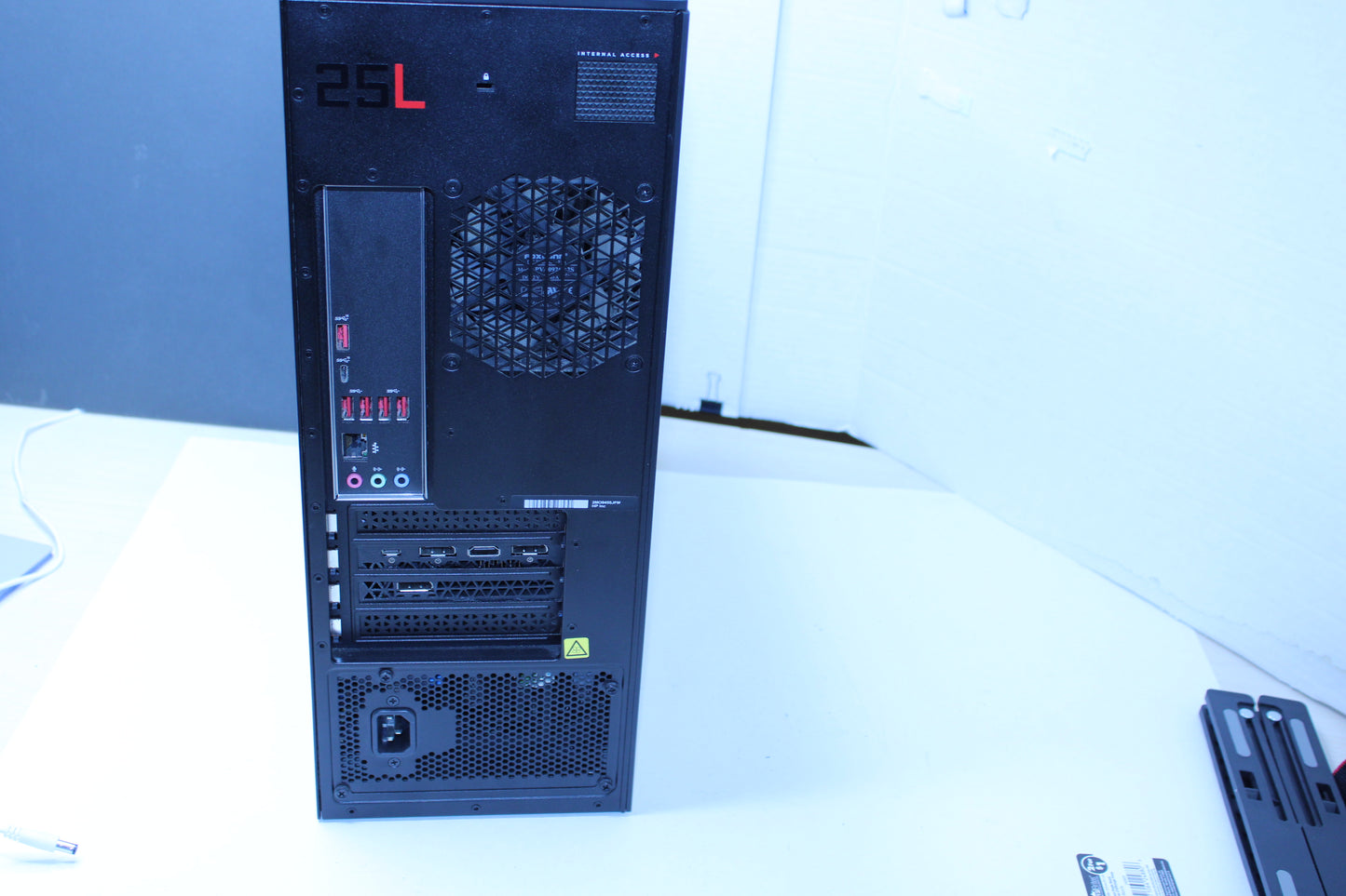 HP OMEN Obelisk 875 Gaming Desktop | Intel i7-9700 | 16GB RAM | 1.5TB SSD+HDD | RTX 2070 Super | Win11 Home