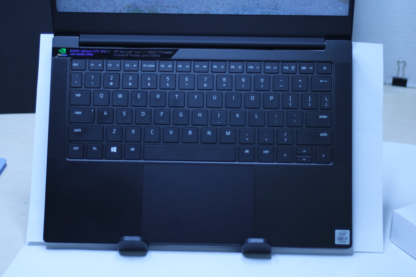 Razer Blade Stealth 13" GTX 1650Ti i7-1065G7 16GB RAM 512GB SSD FHD Win11 – 100% Battery